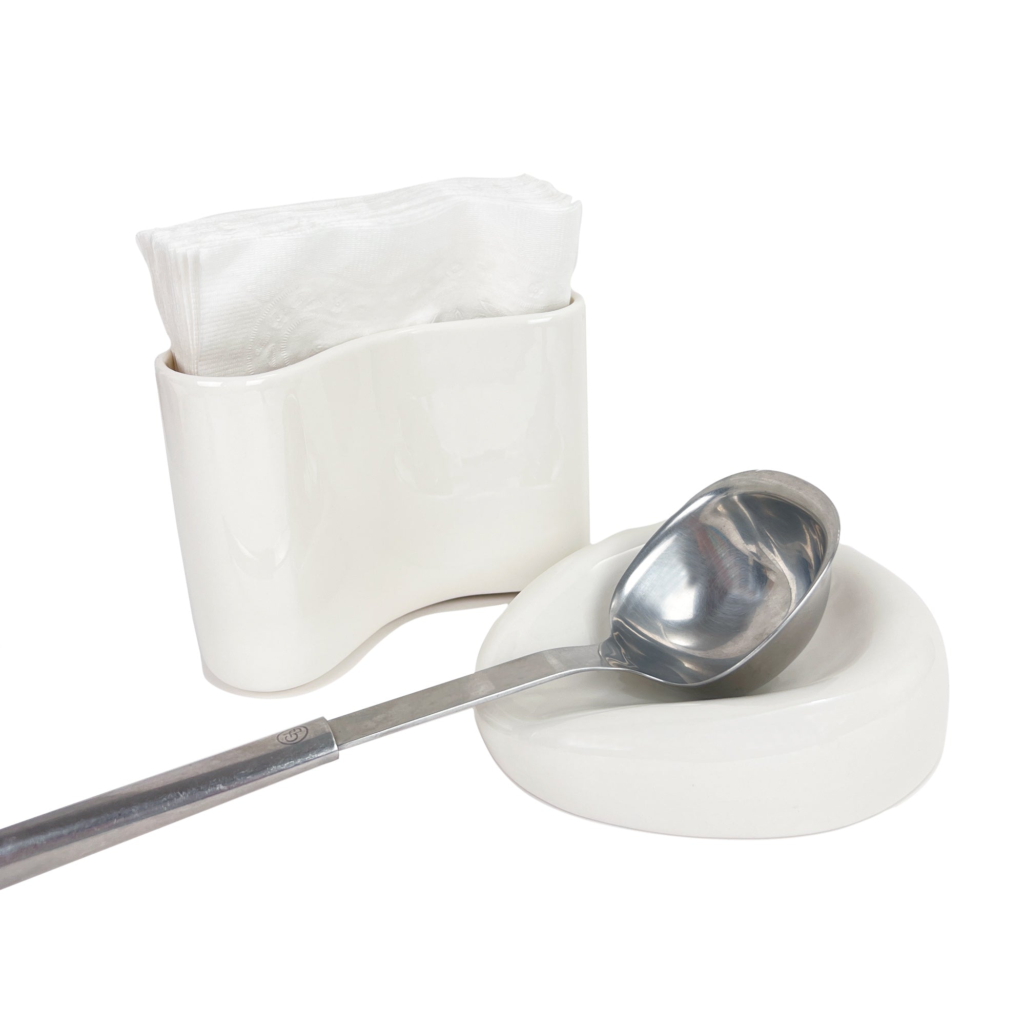 http://scarlettwares.com/cdn/shop/products/spoon-rest-napkin-holder.jpg?v=1671049622